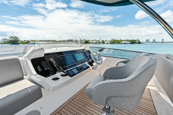 2026 Sunseeker 86