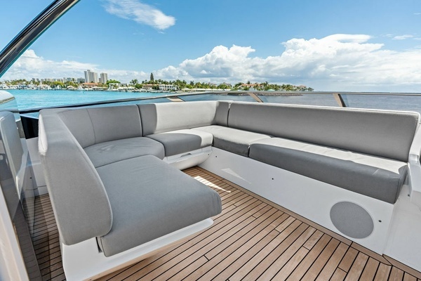 2026 Sunseeker 86