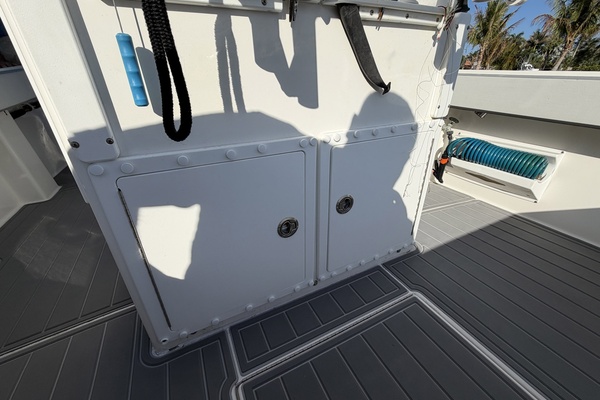 26ft Regulator Yacht For Sale