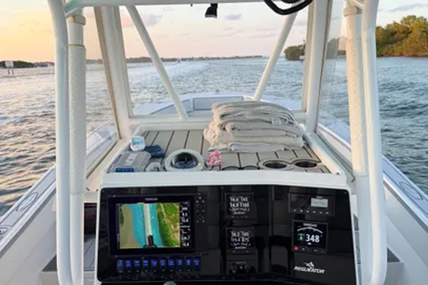 26ft Regulator Yacht For Sale
