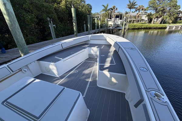 26ft Regulator Yacht For Sale
