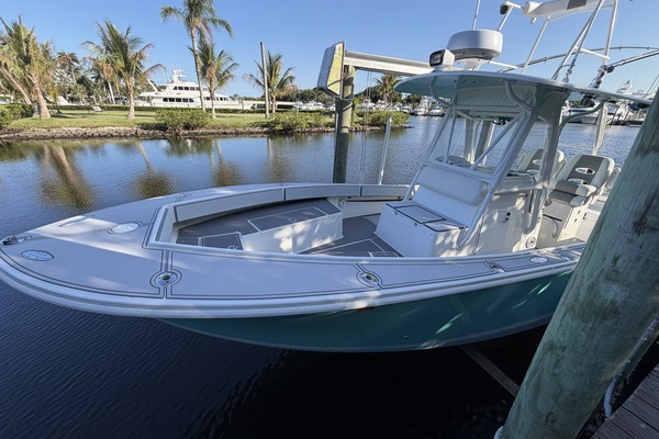 26ft Regulator Yacht For Sale