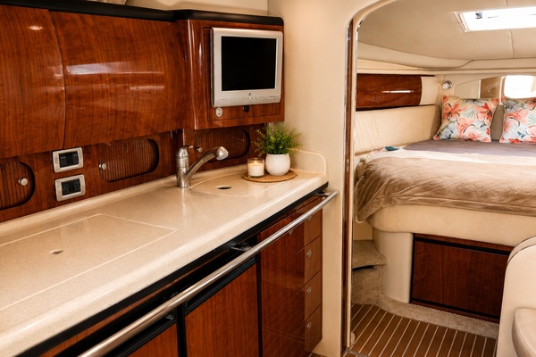39ft Sea Ray Yacht For Sale