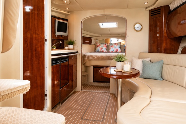 39ft Sea Ray Yacht For Sale