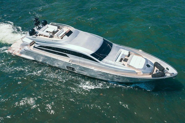 2012 Pershing 92