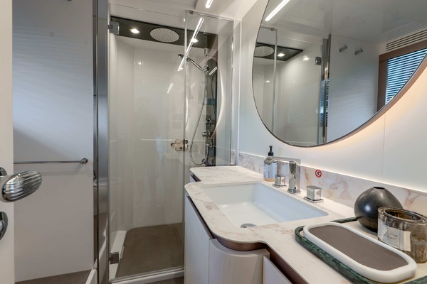 FREJA TVA 66ft Azimut Yacht For Sale