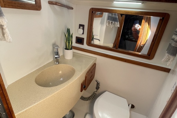 Tova 42ft Catalina Yacht For Sale