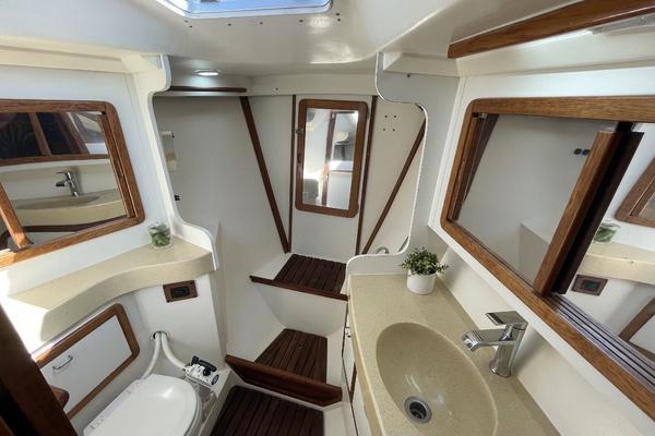 Tova 42ft Catalina Yacht For Sale