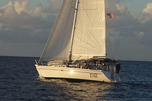 42-ft-Catalina-1995-42 mark 1-Tova Luperon  Dominican Republic  yacht for sale