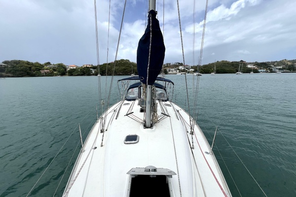 SpinOff 40ft Jeanneau Yacht For Sale