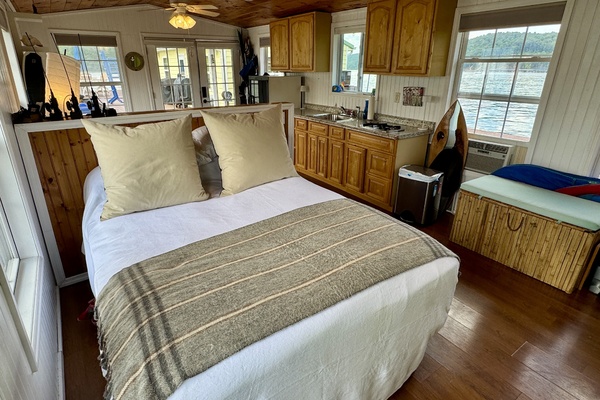 47ft Custom Yacht For Sale