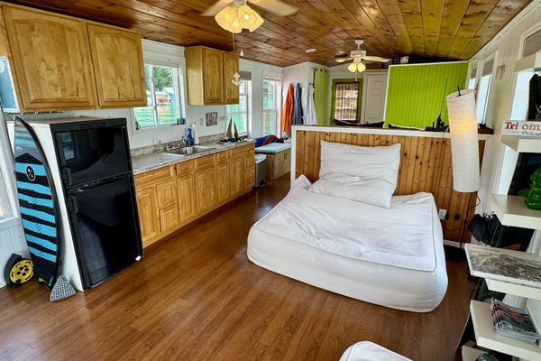 47ft Custom Yacht For Sale