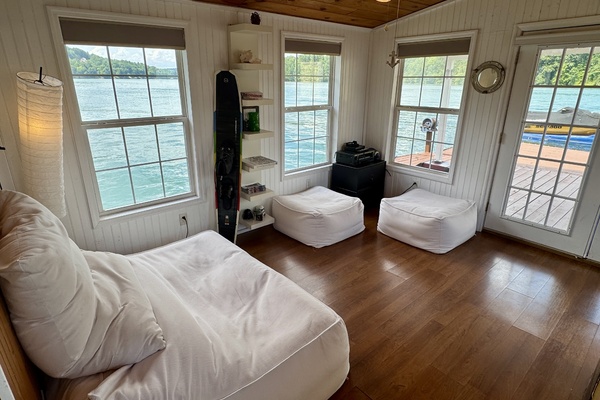 47ft Custom Yacht For Sale