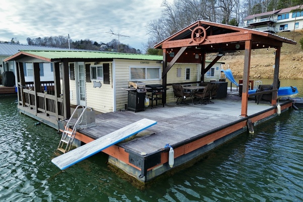 32ft Custom Yacht For Sale