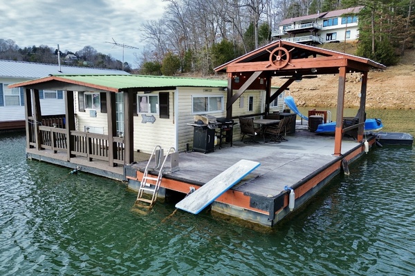 32ft Custom Yacht For Sale