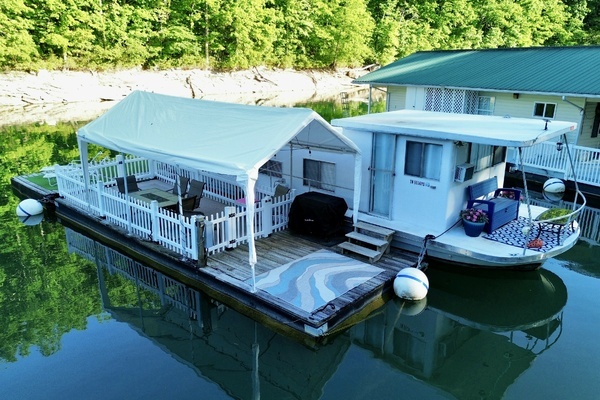 39-ft-Custom-1969-9 x 27 Floating Cabin - 1969 Drift-R-Cruz - 238sqft- Norris Lake Tennessee United States  yacht for sale