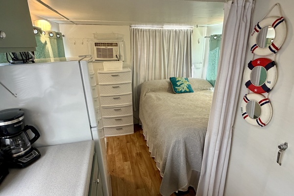39ft Custom Yacht For Sale