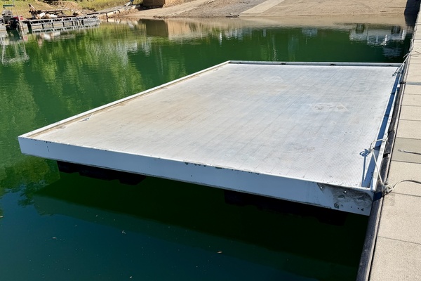 19ft Sumerset Yacht For Sale