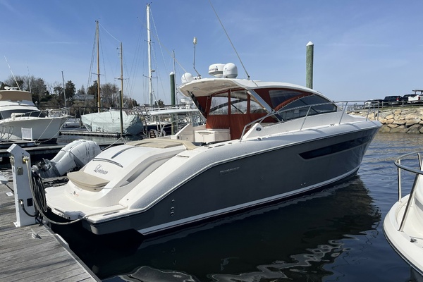 Lorimar 36ft Pursuit Yacht For Sale