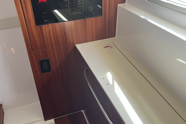 Lorimar 36ft Pursuit Yacht For Sale