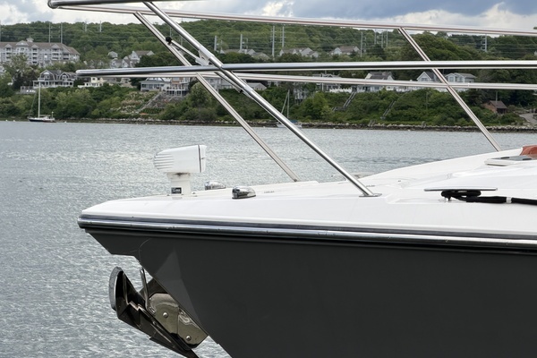 2016 Pursuit 36