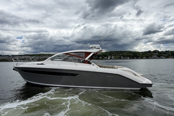 Lorimar 36ft Pursuit Yacht For Sale