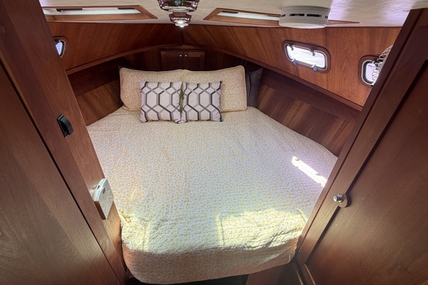 Laughspell 40ft North River Yacht For Sale