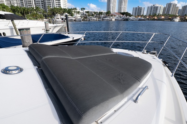 360 50ft Azimut Yacht For Sale
