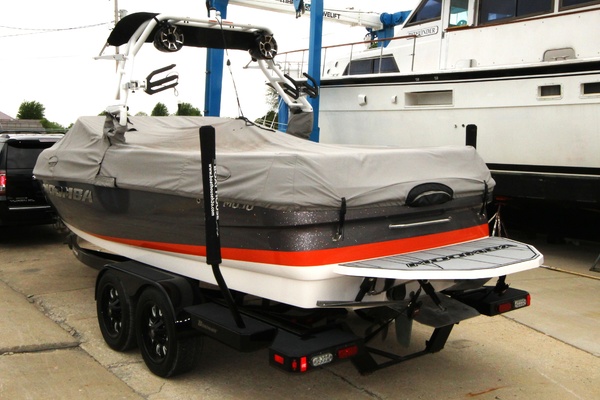23ft Moomba Yacht For Sale
