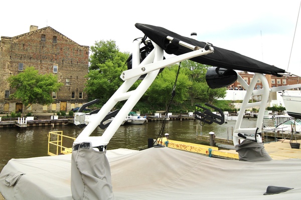 23ft Moomba Yacht For Sale
