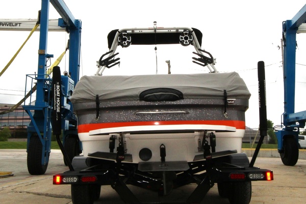 23ft Moomba Yacht For Sale