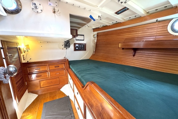Victory 44ft Ted Brewer Yacht For Sale