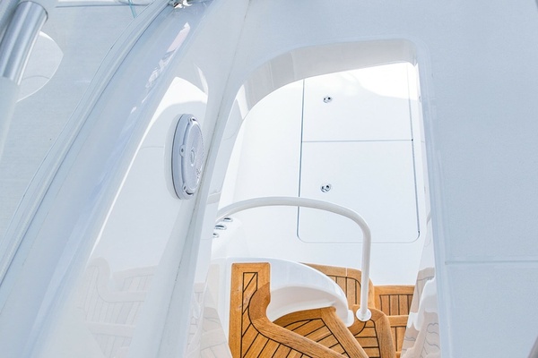 UNO MAS 58ft Viking Yacht For Sale