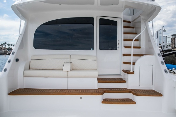 UNO MAS 58ft Viking Yacht For Sale