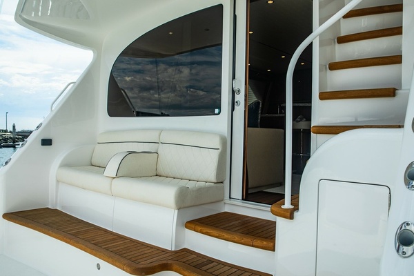 UNO MAS 58ft Viking Yacht For Sale