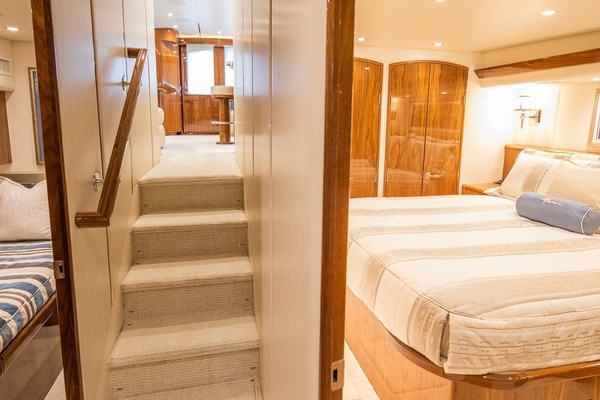 UNO MAS 58ft Viking Yacht For Sale