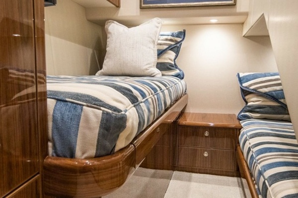 UNO MAS 58ft Viking Yacht For Sale