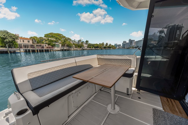 36ft Jeanneau Yacht For Sale