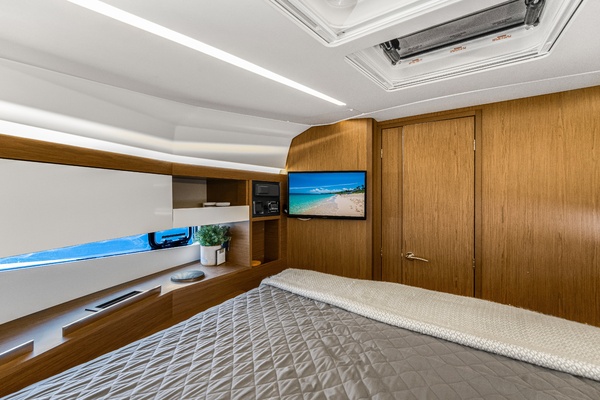 36ft Jeanneau Yacht For Sale