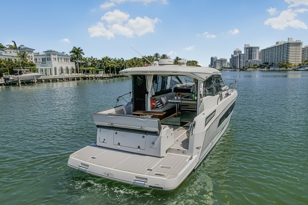 36-ft-Jeanneau-2020-NC 37- Miami Florida United States  yacht for sale