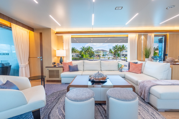 80ft Horizon Yacht For Sale
