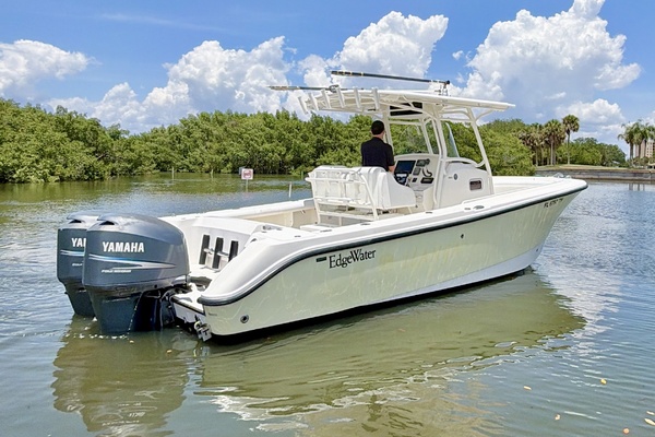 26ft Edgewater Yacht For Sale