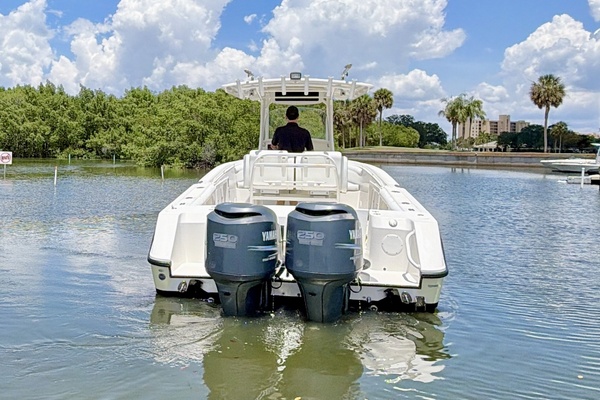 26ft Edgewater Yacht For Sale