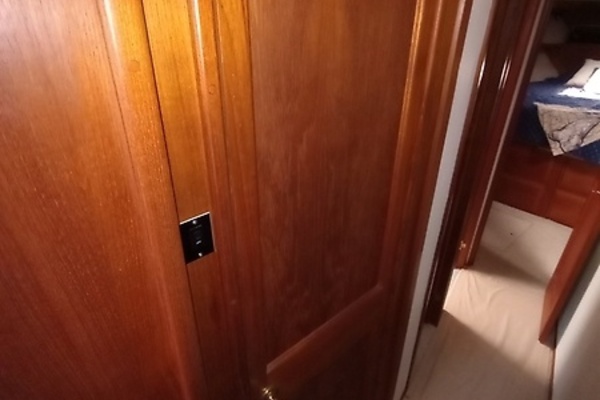 0005711561