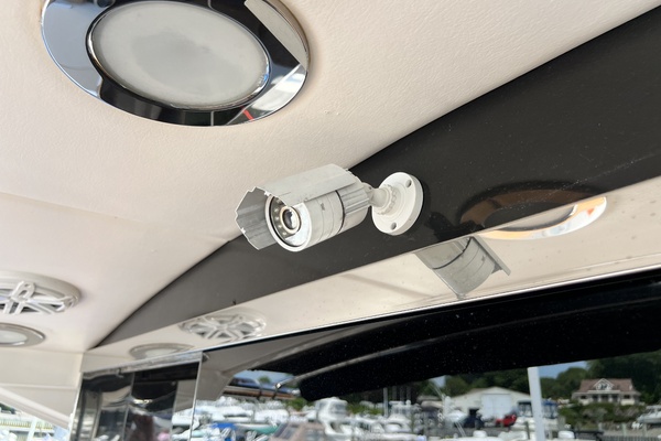 V Drives W Yacht Controller 51ft Sea Ray Yacht For Sale