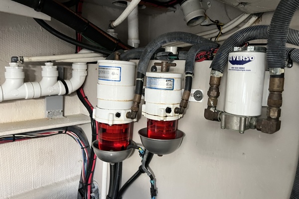 V Drives W Yacht Controller 51ft Sea Ray Yacht For Sale
