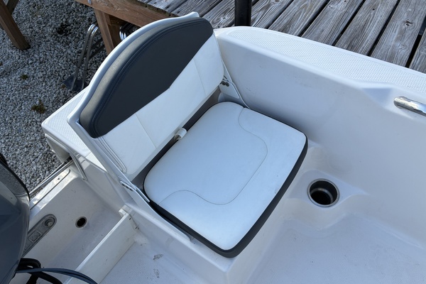 18ft Robalo Yacht For Sale