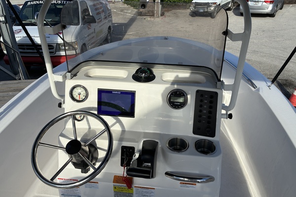18ft Robalo Yacht For Sale