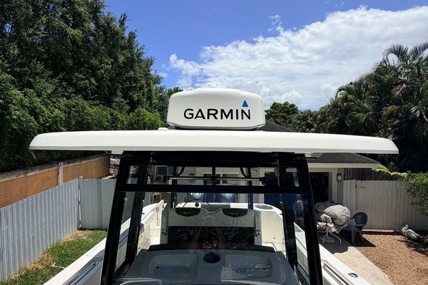 30ft Robalo Yacht For Sale