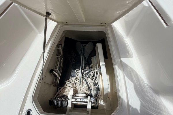 30ft Robalo Yacht For Sale